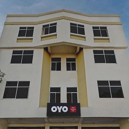Hotel O 14726 Hotel Vaishnavi Park Secundurabad Kültér fotó